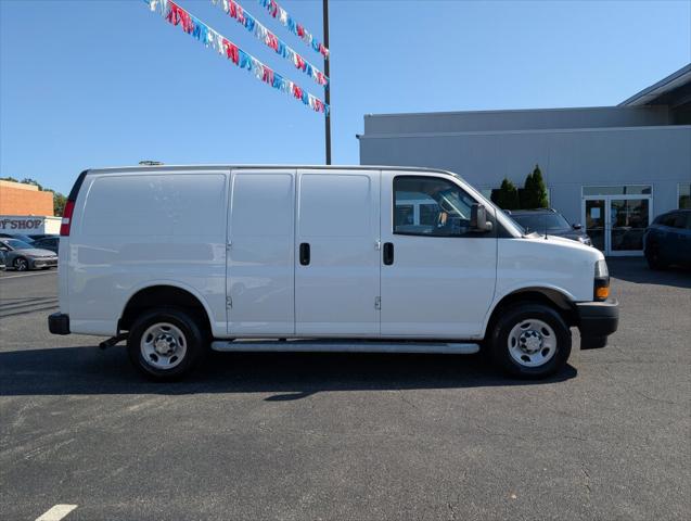 2024 Chevrolet Express Cargo RWD 2500 Regular Wheelbase WT