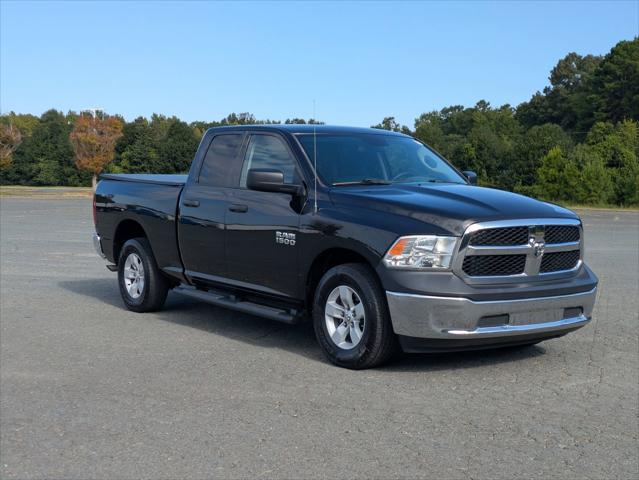 2017 RAM 1500 Tradesman Quad Cab 4x2 64 Box