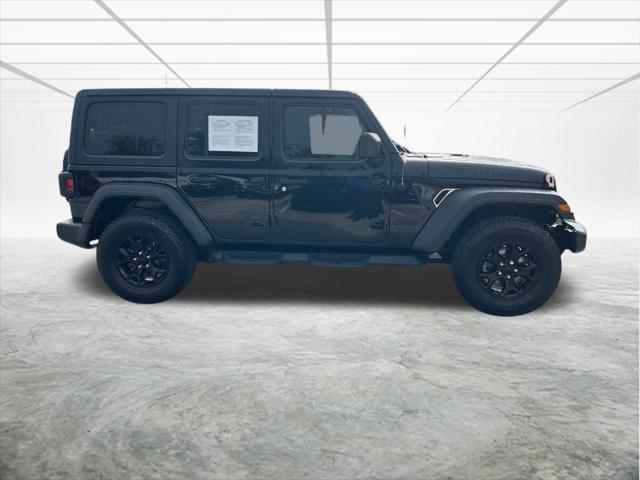 2022 Jeep Wrangler Unlimited Willys 4x4