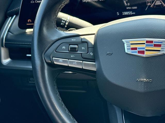 2024 Cadillac XT4 FWD Premium Luxury
