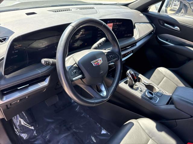 2024 Cadillac XT4 FWD Premium Luxury