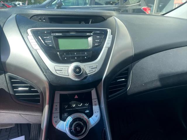 2012 Hyundai Elantra Limited (Ulsan Plant)