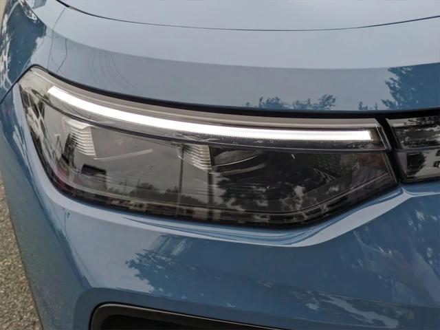 2025 Volkswagen Tiguan 2.0T SE R-Line Black