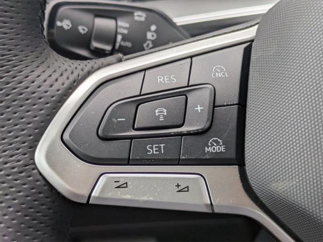2025 Volkswagen Tiguan 2.0T SE R-Line Black