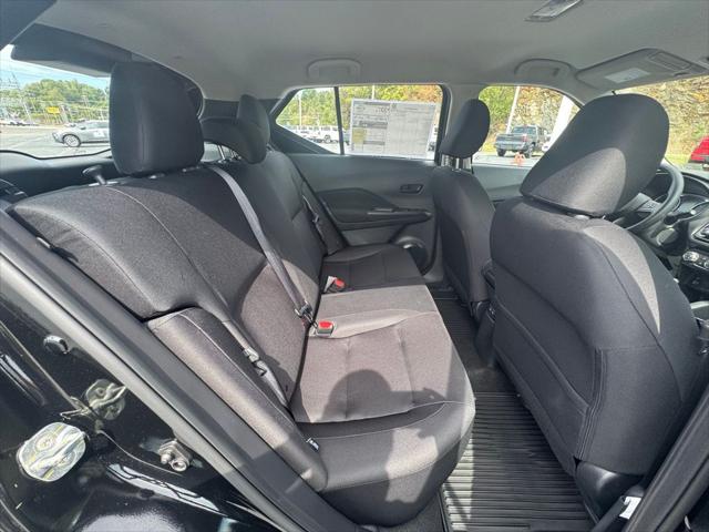2025 Nissan Kicks S