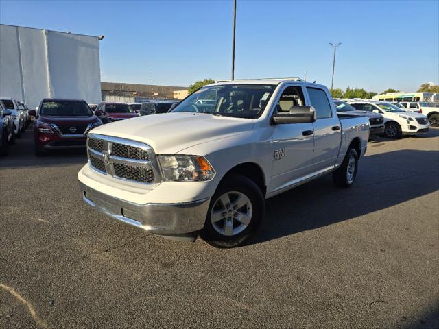 2023 Ram 1500 Classic SLT Crew Cab 4x4 5'7" Box