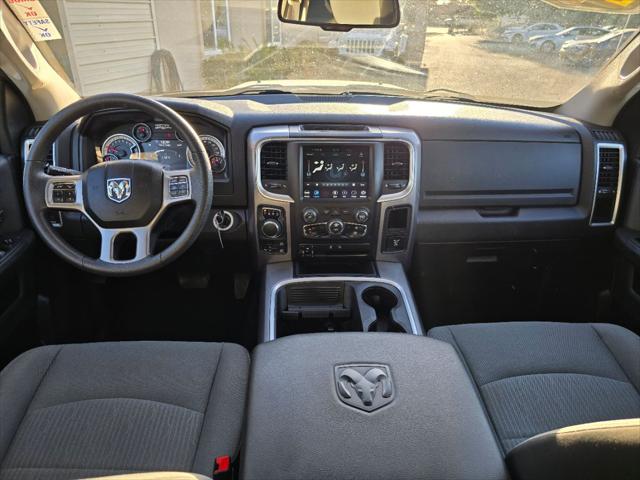 2023 Ram 1500 Classic SLT Crew Cab 4x4 5'7" Box