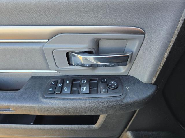 2023 Ram 1500 Classic SLT Crew Cab 4x4 5'7" Box