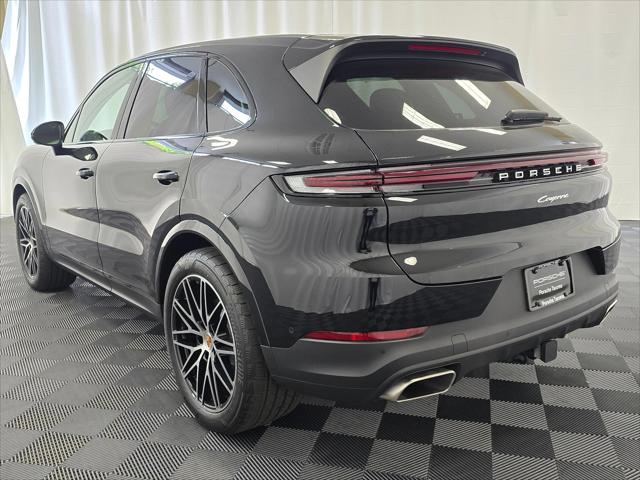 2025 Porsche Cayenne Unknown
