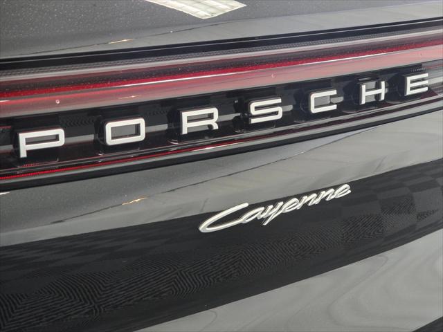 2025 Porsche Cayenne Unknown