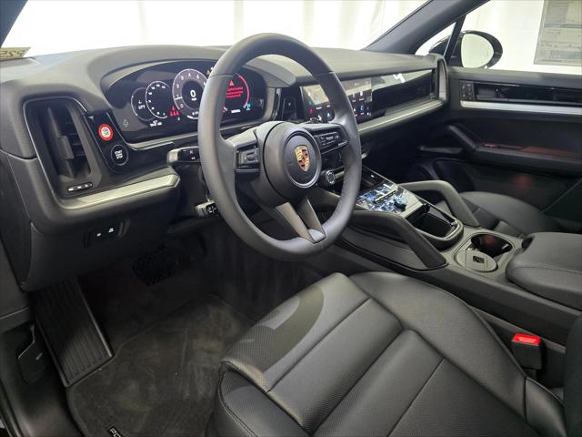 2025 Porsche Cayenne Unknown