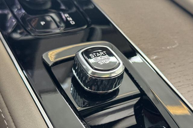 2026 Volvo XC90 Plus, B6 AWD Gas (mild hybrid), Gasoline, Bright, 7 Seats
