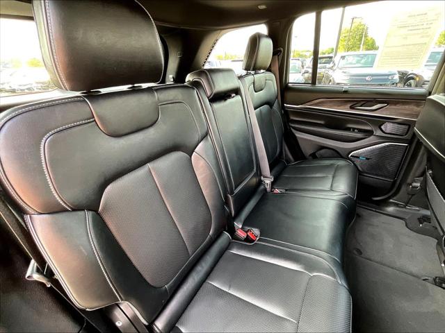 2022 Jeep Grand Cherokee Overland 4x4
