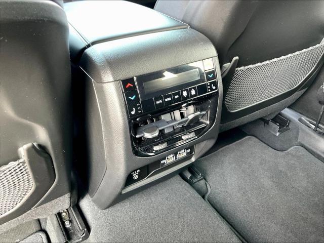 2022 Jeep Grand Cherokee Overland 4x4