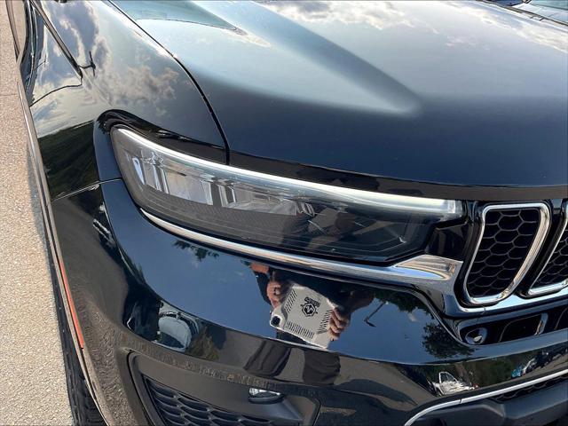 2022 Jeep Grand Cherokee Overland 4x4