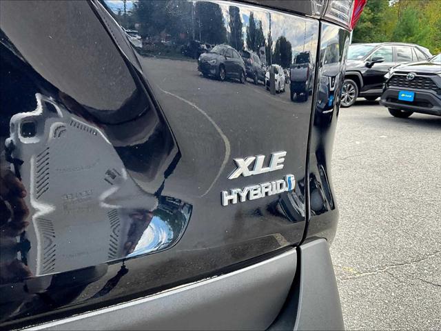 2021 Toyota RAV4 Hybrid XLE