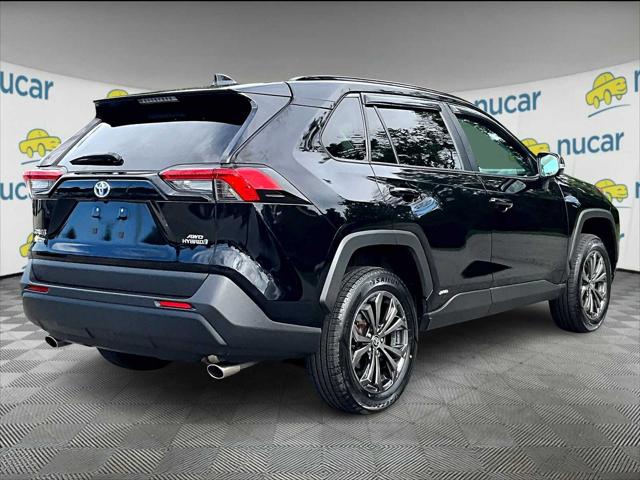 2022 Toyota RAV4 Hybrid XLE Premium
