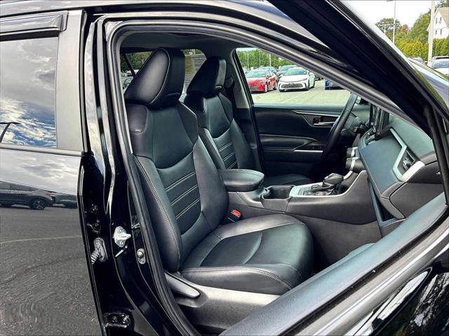 2022 Toyota RAV4 Hybrid XLE Premium