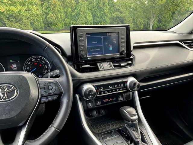 2022 Toyota RAV4 Hybrid XLE Premium