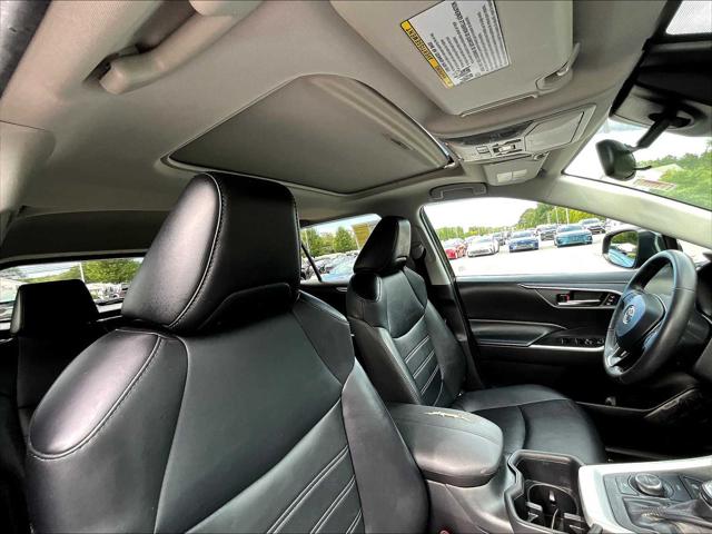 2022 Toyota RAV4 Hybrid XLE Premium