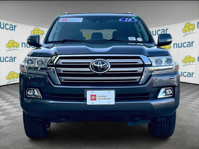 2018 Toyota Land Cruiser V8