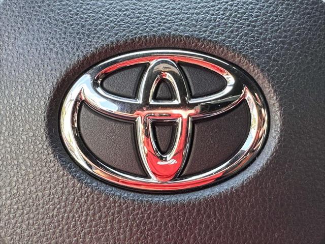 2024 Toyota Corolla SE CVT (Natl) [24]