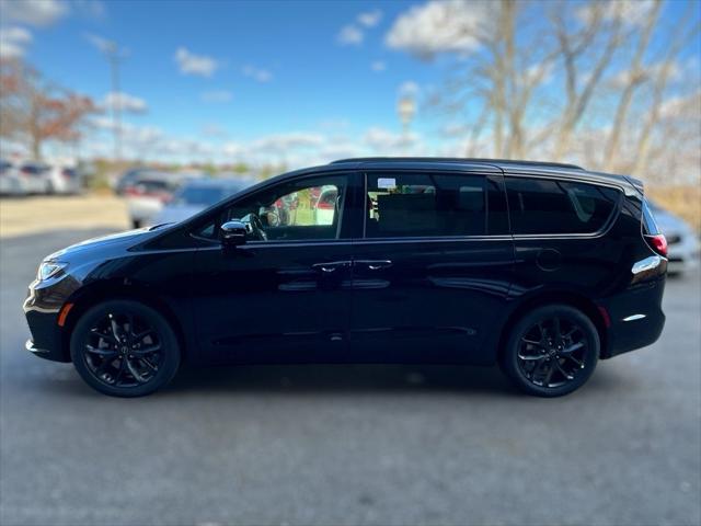 2026 Chrysler Pacifica PACIFICA LIMITED AWD