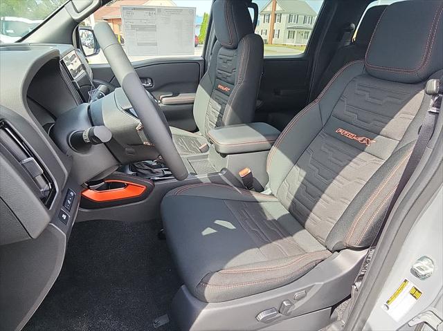 2025 Nissan Frontier Crew Cab PRO-4X 4x4