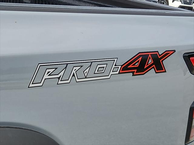 2025 Nissan Frontier Crew Cab PRO-4X 4x4