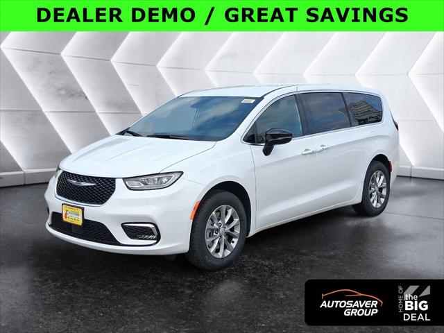 2026 Chrysler Pacifica PACIFICA SELECT AWD