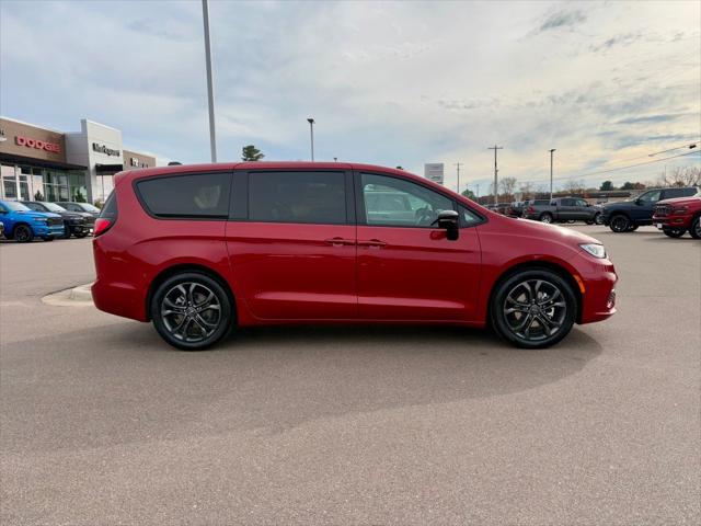 2026 Chrysler Pacifica PACIFICA SELECT 2026 Chrysler Pacifica PACIFICA SELECT