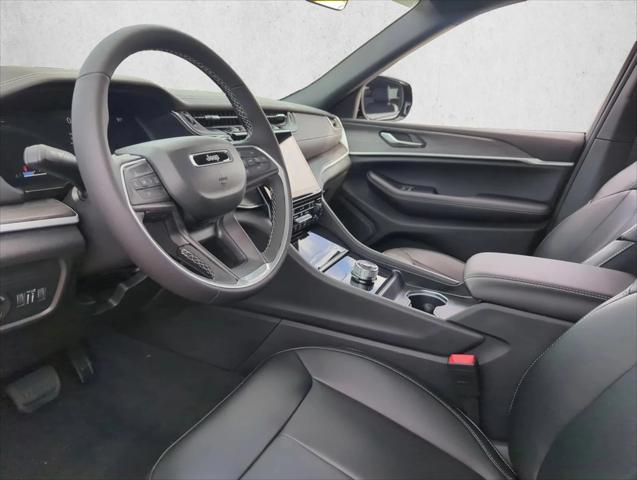 2025 Jeep Grand Cherokee GRAND CHEROKEE LIMITED 4X2