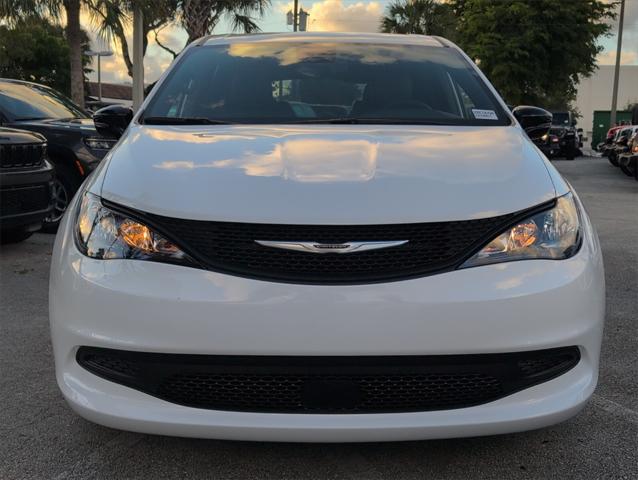 2026 Chrysler Voyager VOYAGER LX 2026 Chrysler Voyager VOYAGER LX