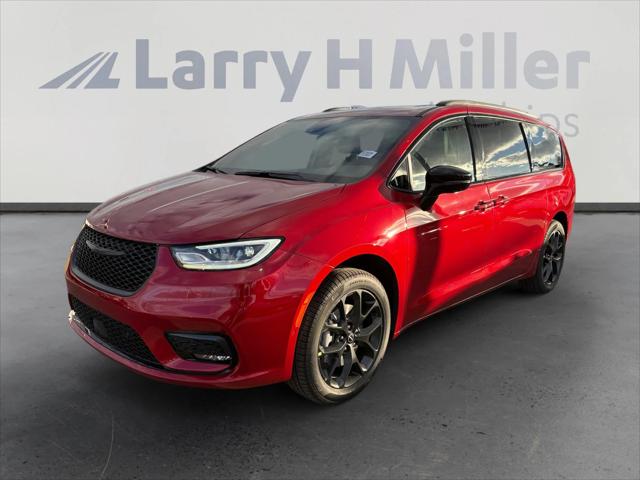 2026 Chrysler Pacifica PACIFICA LIMITED AWD