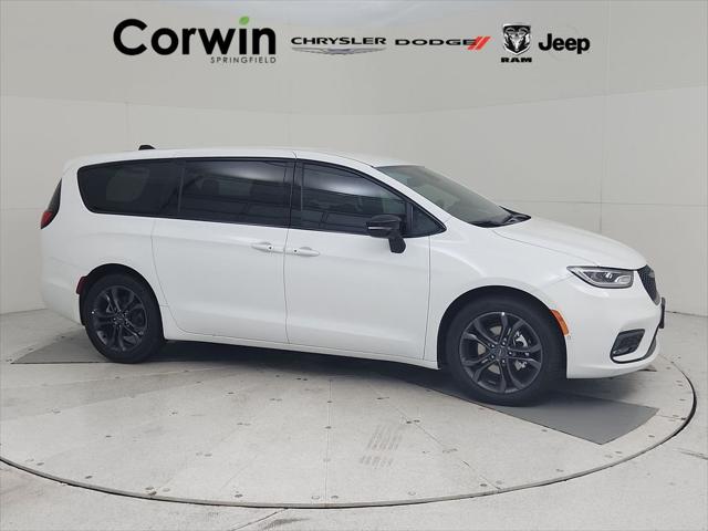 2026 Chrysler Pacifica PACIFICA SELECT