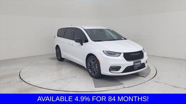 2026 Chrysler Pacifica PACIFICA SELECT