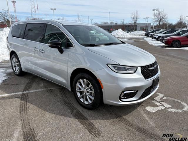 2026 Chrysler Pacifica PACIFICA SELECT AWD