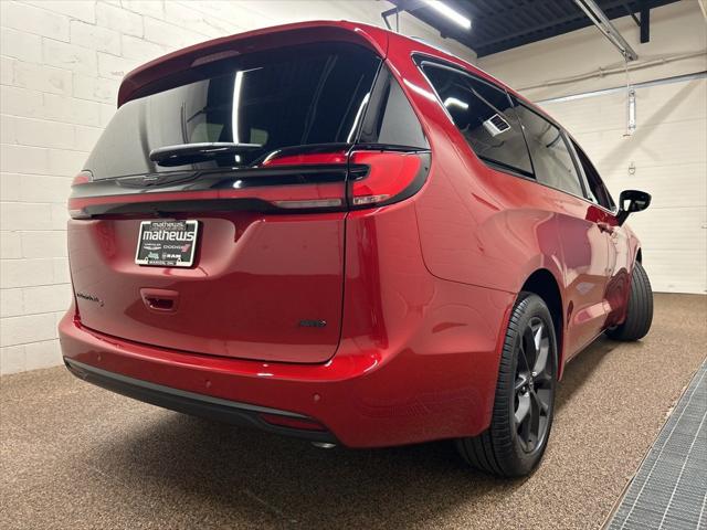 2026 Chrysler Pacifica PACIFICA SELECT AWD 2026 Chrysler Pacifica PACIFICA SELECT AWD