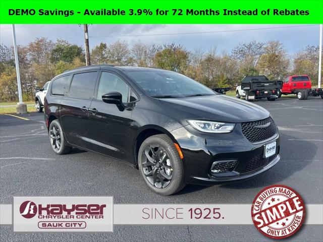 2026 Chrysler Pacifica PACIFICA LIMITED AWD