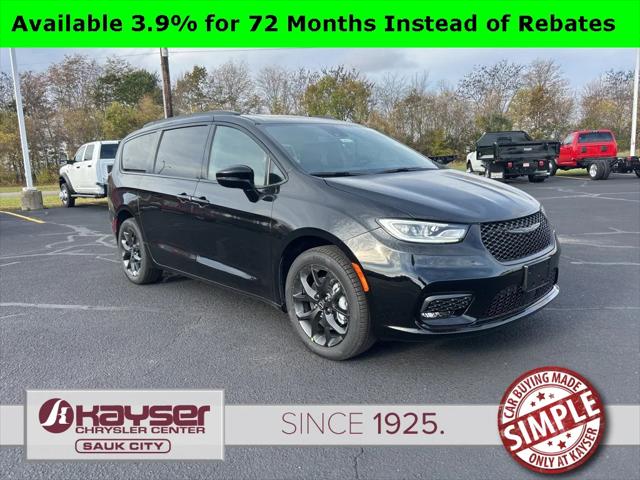 2026 Chrysler Pacifica PACIFICA LIMITED AWD