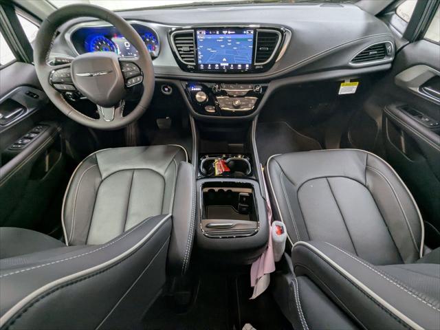 2026 Chrysler Pacifica Limited AWD