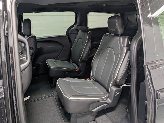 2026 Chrysler Pacifica Limited AWD