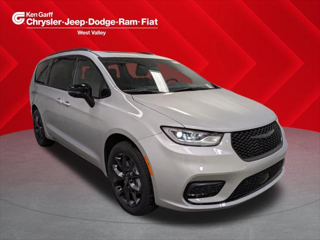 2026 Chrysler Pacifica PACIFICA LIMITED AWD