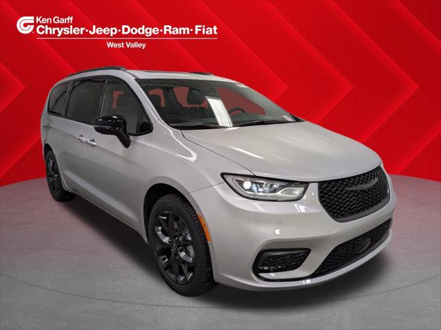 2026 Chrysler Pacifica PACIFICA LIMITED AWD