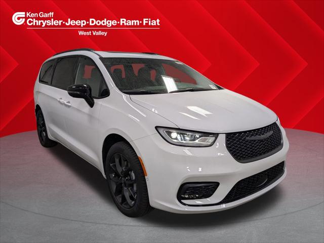 2026 Chrysler Pacifica PACIFICA LIMITED AWD