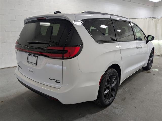 2026 Chrysler Pacifica Limited AWD