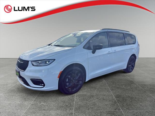 2026 Chrysler Pacifica PACIFICA SELECT AWD