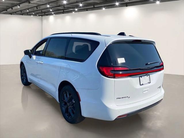 2026 Chrysler Pacifica PACIFICA LIMITED AWD
