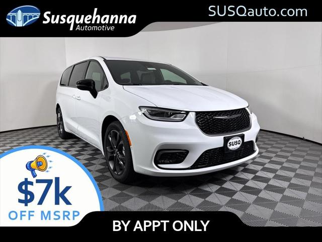 2026 Chrysler Pacifica PACIFICA SELECT