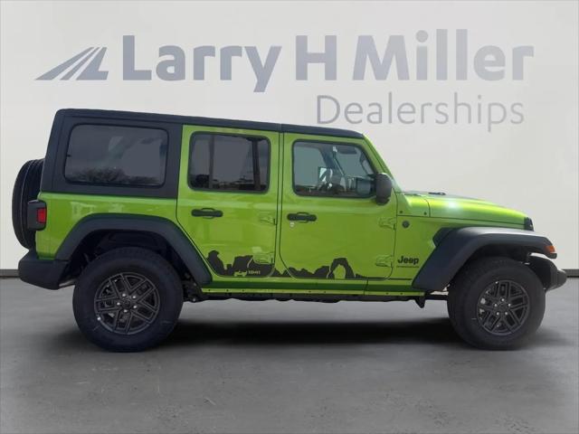 2025 Jeep Wrangler 4-Door Summit 4x4